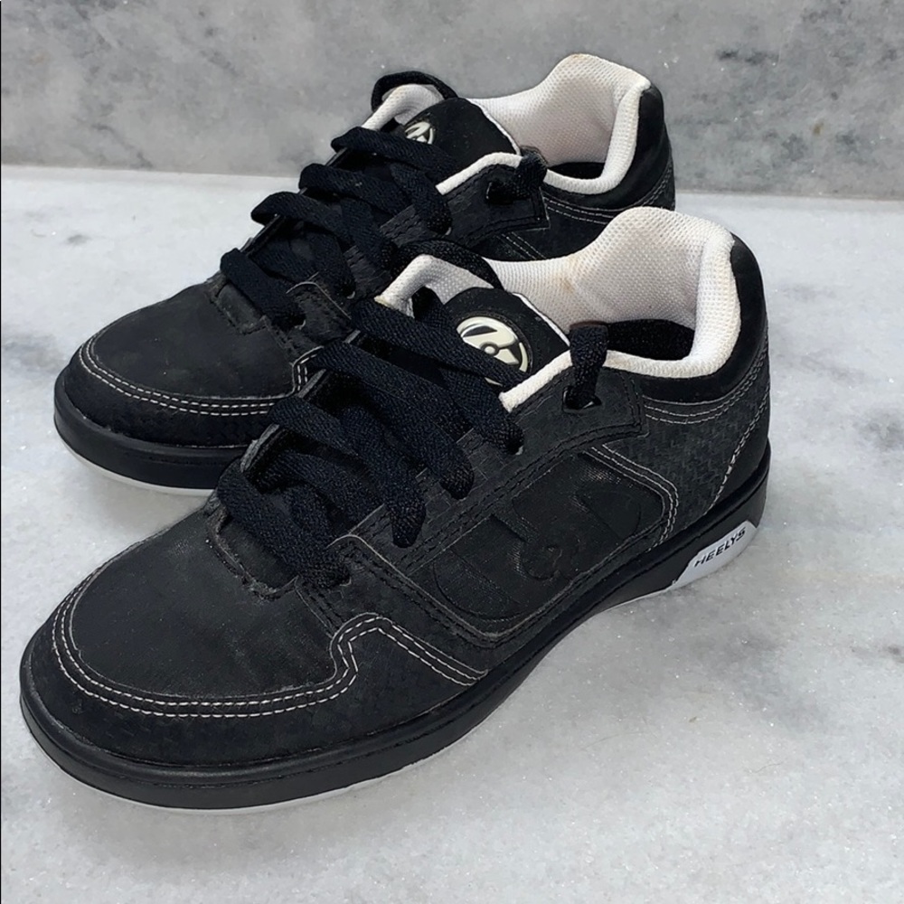 Heelys Double Threat 7605 black/ white sz 5